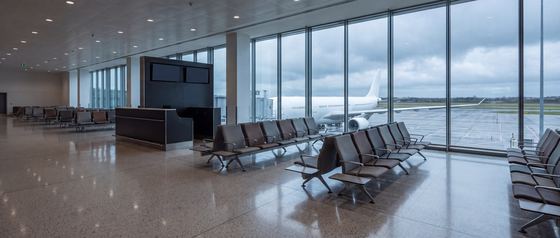 airport-gate-master