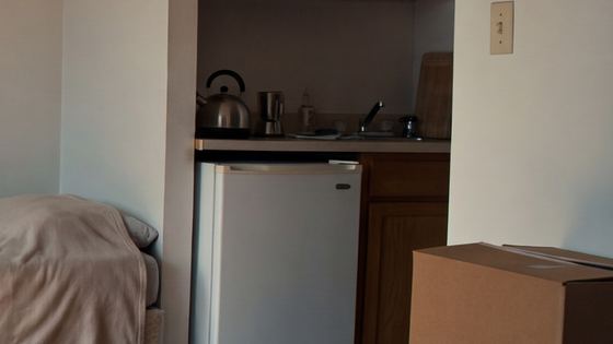 k-apartment-kitchen